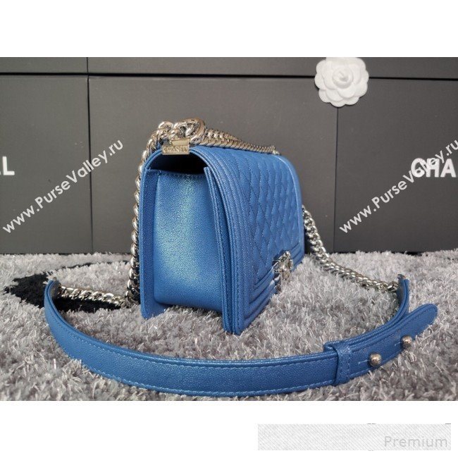 Chanel Iridescent Quilted Grained Leather Classic Medium Boy Flap Bag Blue/Silver 2019 (FM-9061522)