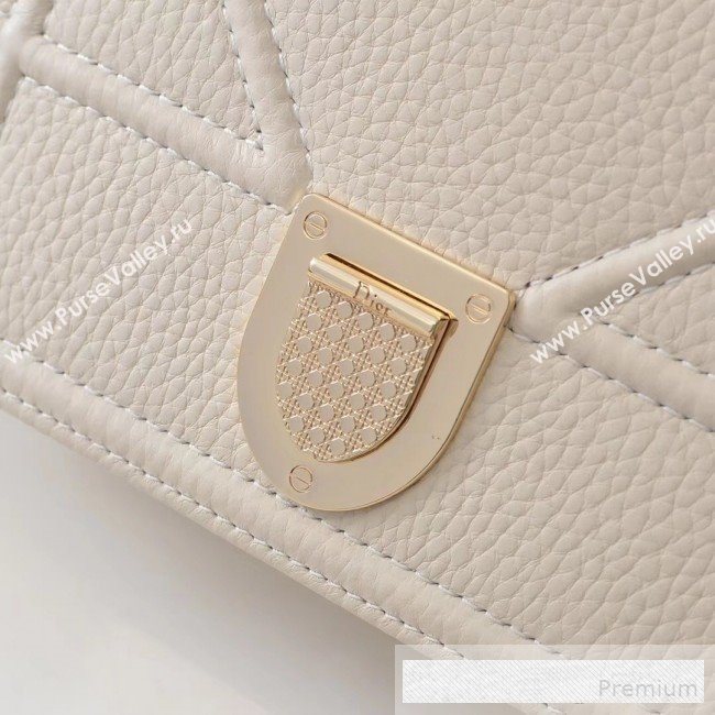 Dior Diorama Chain Clutch in Litchi Grained Cannage Leather Cream White/Gold 2019 (BINF-9062752)