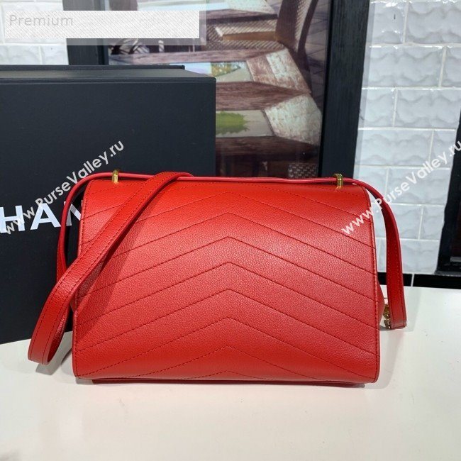 Chanel Chevron Calfskin Studded Charm Medium Flap Bag Red 2019 (KAIS-9070815)