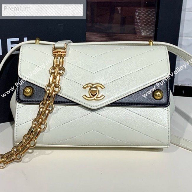 Chanel Chevron Calfskin Studded Charm Small Flap Bag White 2019 (KAIS-9070818)