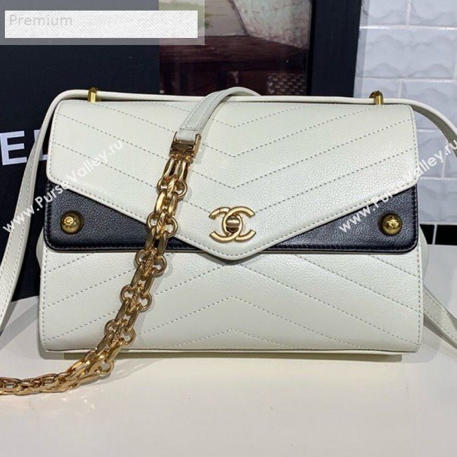 Chanel Chevron Calfskin Studded Charm Medium Flap Bag White 2019 (KAIS-9070819)