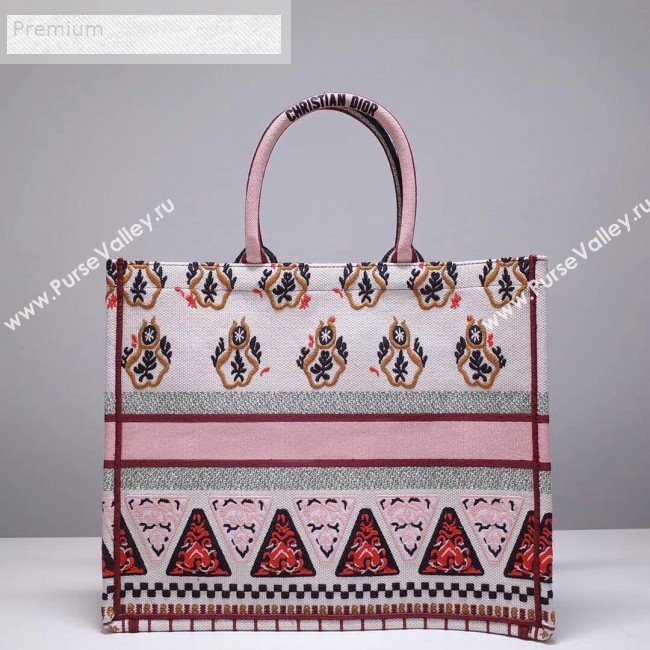 Dior Book Tote in Geometric Embroidered Canvas Pink/White 2019 (HENGL-9071325)