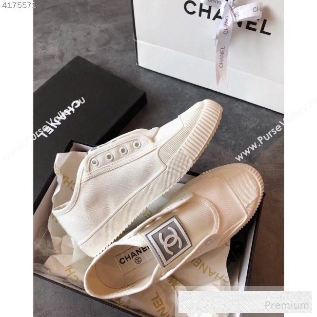 Chanel CC Label Fabric Sneakers White 2019 (EM-9053157)