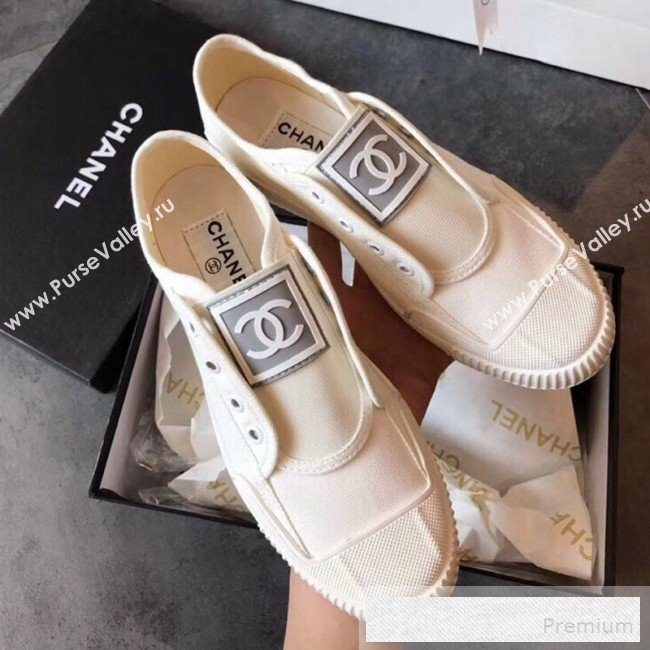 Chanel CC Label Fabric Sneakers White 2019 (EM-9053157)