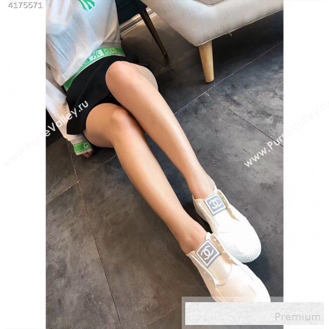 Chanel CC Label Fabric Sneakers White 2019 (EM-9053157)