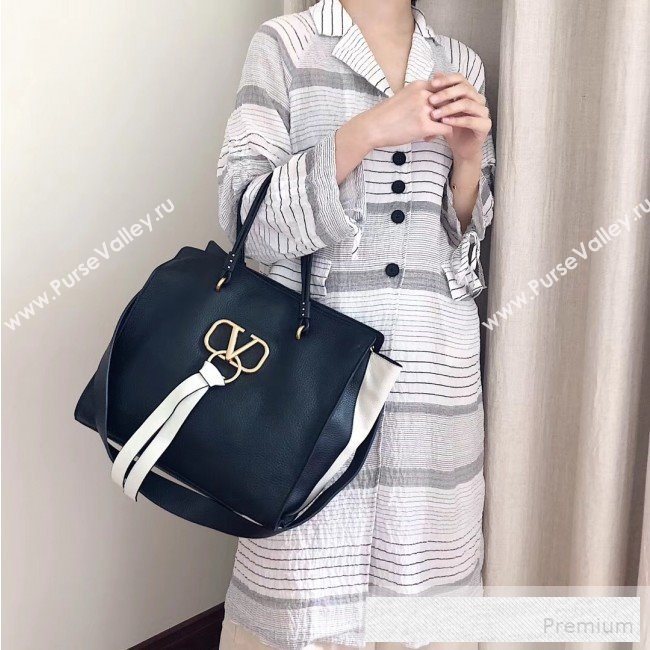 Valentino VRing Shopping Tote Bag in Grained Leather Black/White 2019 (JJ3-9053050)