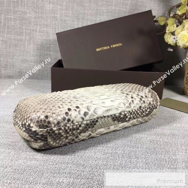 Bottega Veneta Large Snakeskin Woven Knot Clutch Grey/White (WT-9053114)