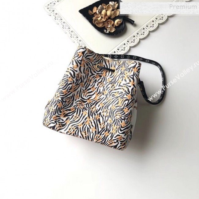 Louis Vuitton NéoNoé Bucket Bag in Animal Print Monogram M44679 White 2019 (GAOS-9082410)