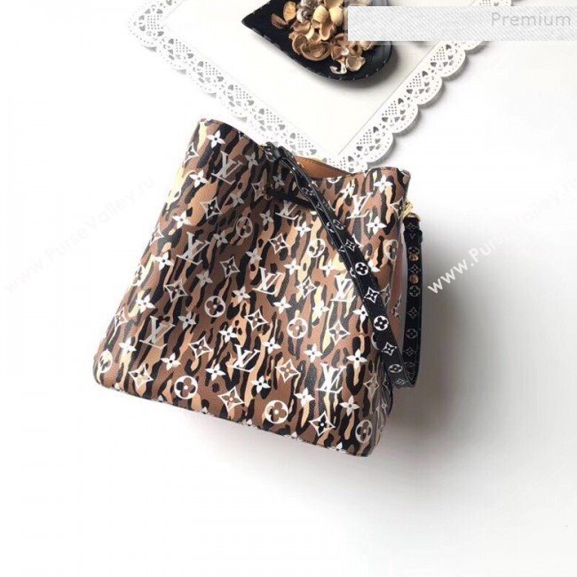 Louis Vuitton NéoNoé Bucket Bag in Animal Print Monogram M44717 Caramel Brown 2019 (GAOS-9082409)