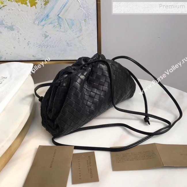 Bottega Veneta Small The Pouch Oversize Clutch in Woven Lambskin Black 2019 (MISU-9081943)
