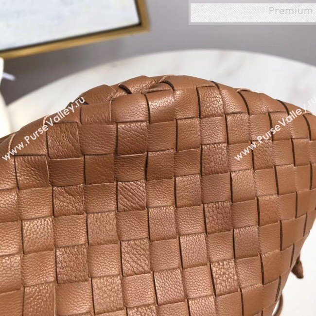Bottega Veneta Small The Pouch Oversize Clutch in Woven Lambskin Brown 2019 (MISU-9081944)