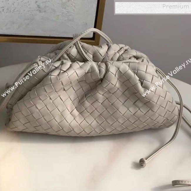 Bottega Veneta Small The Pouch Oversize Clutch in Woven Lambskin White 2019 (MISU-9081945)