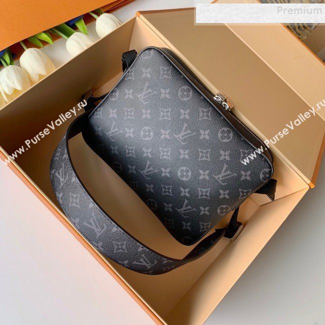 Louis Vuitton Outdoor Monogram Leather Messenger Shoulder Bag M30233 Black 2019 (FANG-9083026)
