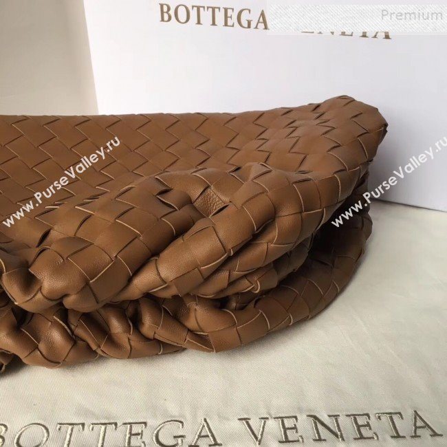Bottega Veneta Large The Pouch Clutch in Maxi Woven Leather Brown 2019 (WT-9090207)