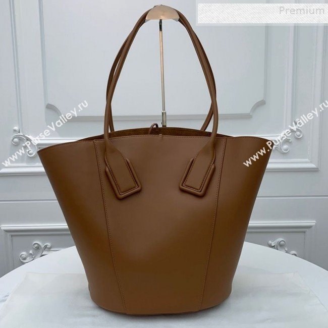 Bottega Veneta Large Basket Tote in Smooth Calfskin Brown 2019 (WEIP-9091023)