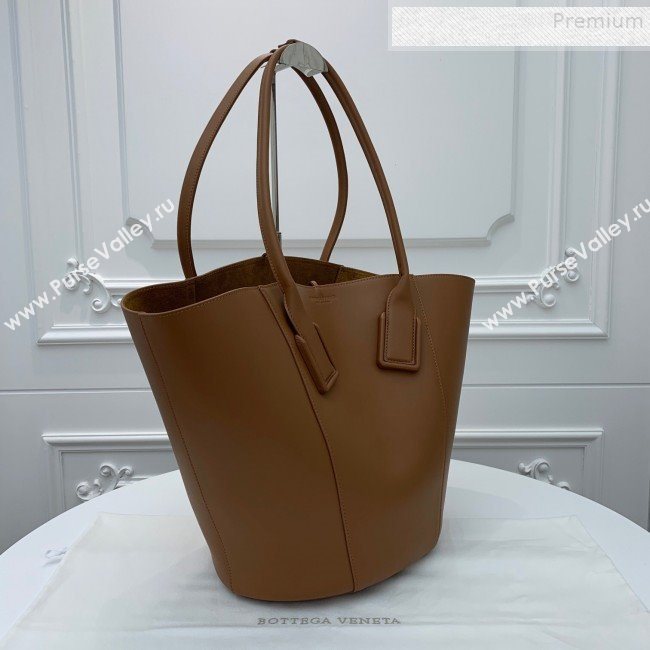 Bottega Veneta Large Basket Tote in Smooth Calfskin Brown 2019 (WEIP-9091023)