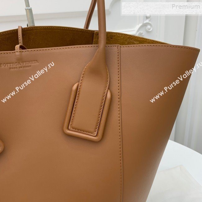 Bottega Veneta Large Basket Tote in Smooth Calfskin Brown 2019 (WEIP-9091023)