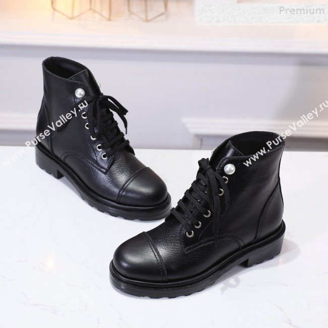 Chanel Calfskin Pearl Lace-up Short Boots Black 2019 (DLY-9091117)
