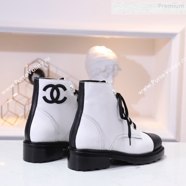 Chanel Calfskin Pearl Lace-up Short Boots White 2019 (DLY-9091118)