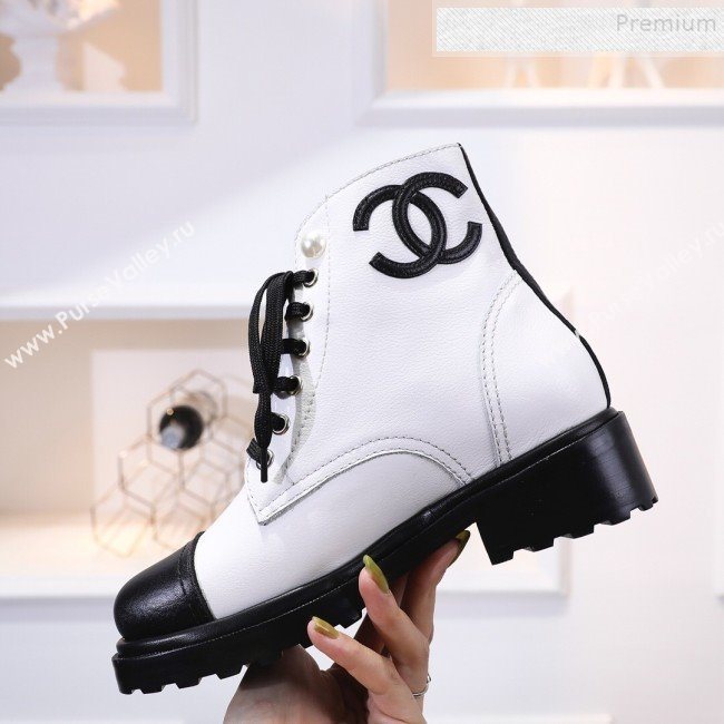Chanel Calfskin Pearl Lace-up Short Boots White 2019 (DLY-9091118)
