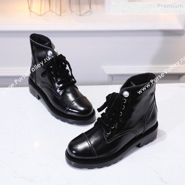 Chanel Vintage Patent Leather Pearl Lace-up Short Boots Black 2019 (DLY-9091119)