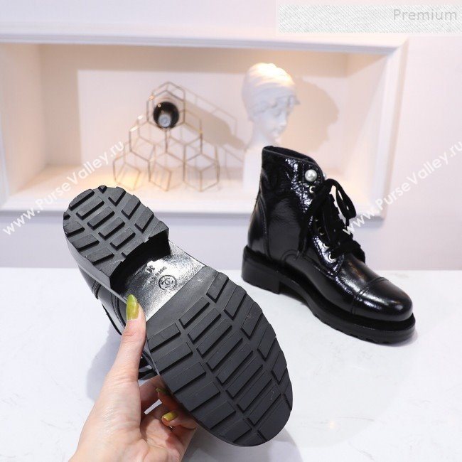 Chanel Vintage Patent Leather Pearl Lace-up Short Boots Black 2019 (DLY-9091119)