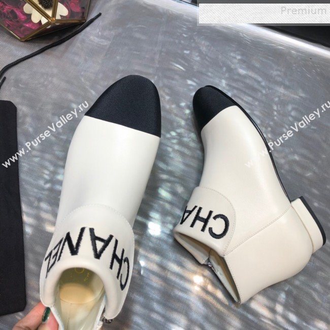 Chanel Embroidered Calfskin Flat Short Boots G35167 White 2019 (DLY-9091126)