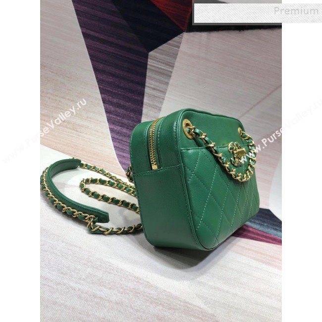 Chanel Quilted Lambskin Chain CC Camera Case AS0971 Green 2019 (KAIS-9091601)