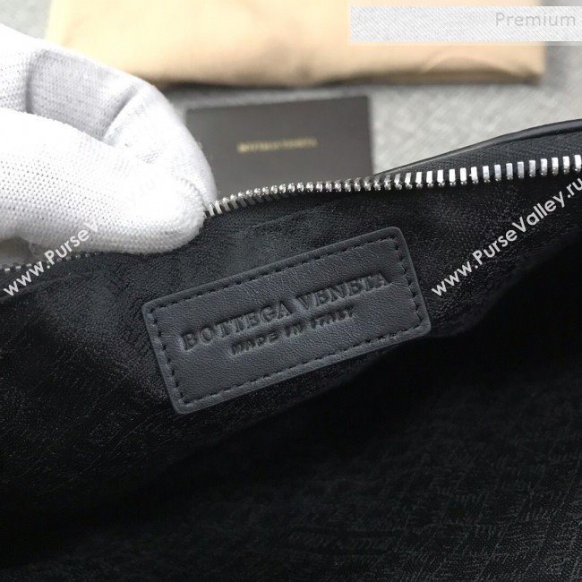 Bottega Veneta Maxi Woven Medium Pouch Black 2019 (MISU-9092639)