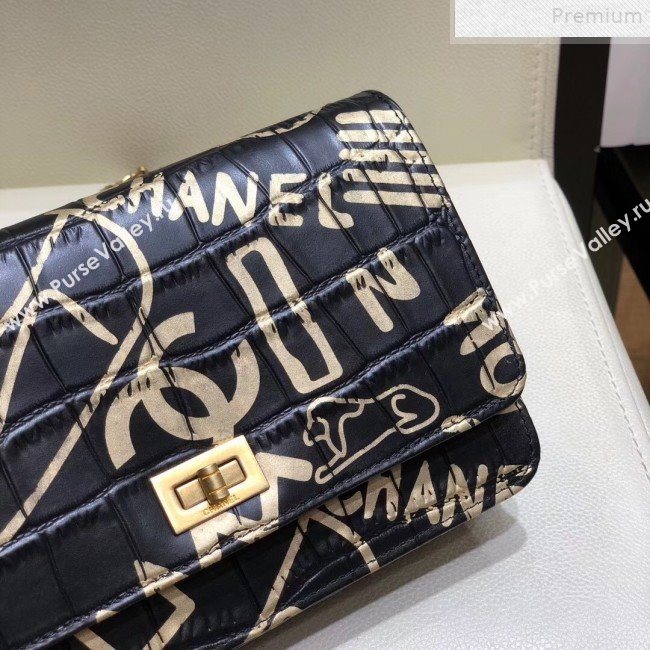 Chanel Crocodile Embossed Graffiti Printed Leather 2.55 Wallet on Chain A70328 2019 (SMJD-9072301)