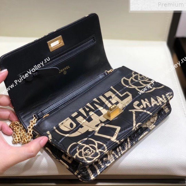 Chanel Crocodile Embossed Graffiti Printed Leather 2.55 Wallet on Chain A70328 2019 (SMJD-9072301)