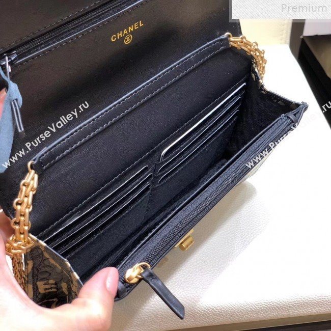 Chanel Crocodile Embossed Graffiti Printed Leather 2.55 Wallet on Chain A70328 2019 (SMJD-9072301)