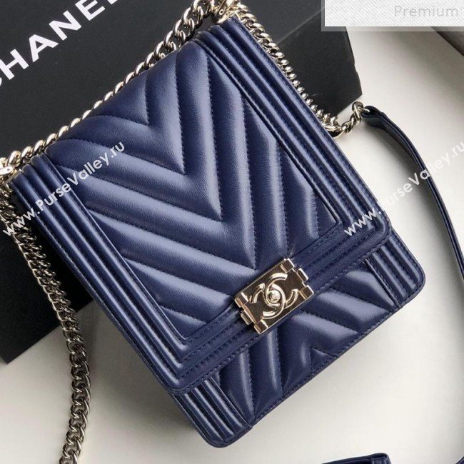 Chanel Long Chevron Smooth Lambskin Boy Flap Bag AS0130 Navy Blue 2019 (FM-9072313)