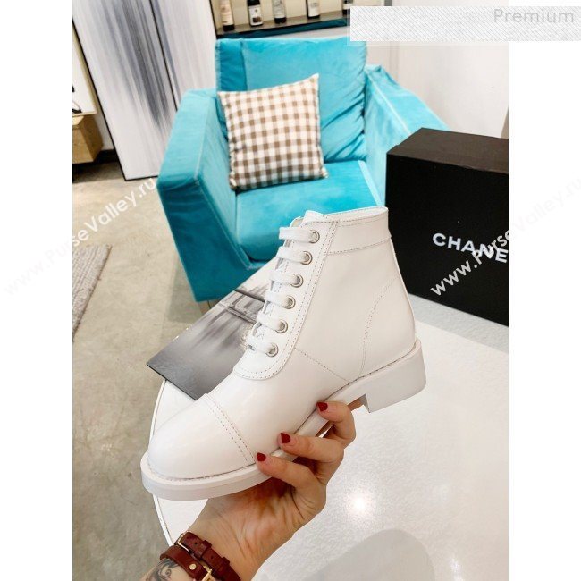 Chanel Calfskin Metal Logo Flat Short Boot White 2019 (HUANGZ-9080302)