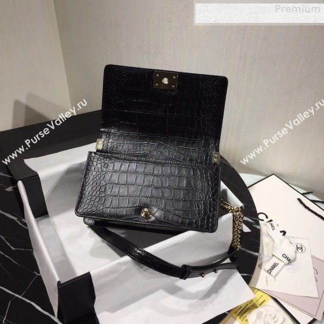 Chanel Crocodile Embossed Leather Medium Boy Flap Bag Black 2019 (KAIS-9080826)