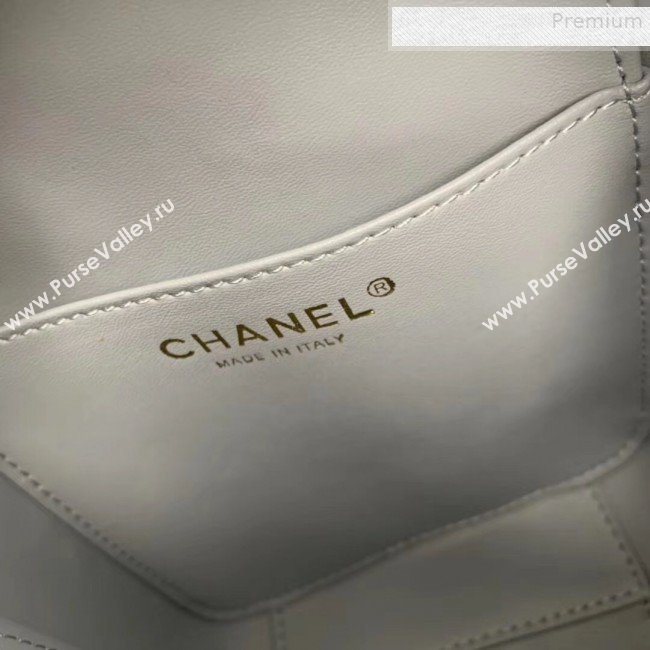 Chanel Grained Calfskin Long Vanity Case Top Handle Bag AS0988 Light Grey 2019 (KAIS-9081702)