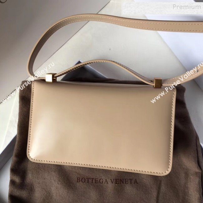 Bottega Veneta Mini Smooth Calfskin BV Classic Ronde Shoulder Bag Nude 2019 (WT-9101843)
