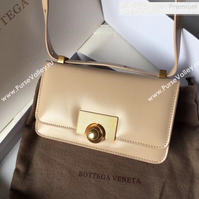 Bottega Veneta Mini Smooth Calfskin BV Classic Ronde Shoulder Bag Nude 2019 (WT-9101843)