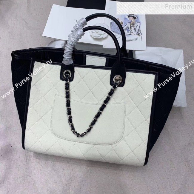 Chanel Deauville Wool Felt Medium Shopping Bag A93786 White/Black 2019 (JIYUAN-9101702)