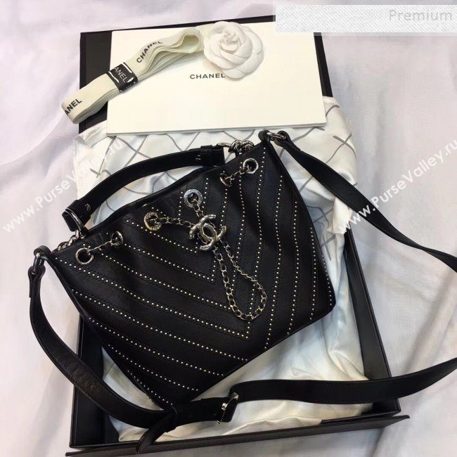 Chanel Studded Chevron Calfskin Bucket Bag Black 2019 (JIYUAN-9102218)