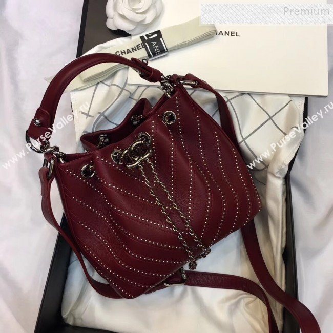 Chanel Studded Chevron Calfskin Bucket Bag Burgundy 2019 (JIYUAN-9102219)