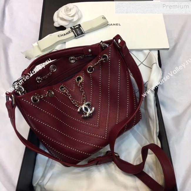 Chanel Studded Chevron Calfskin Bucket Bag Burgundy 2019 (JIYUAN-9102219)