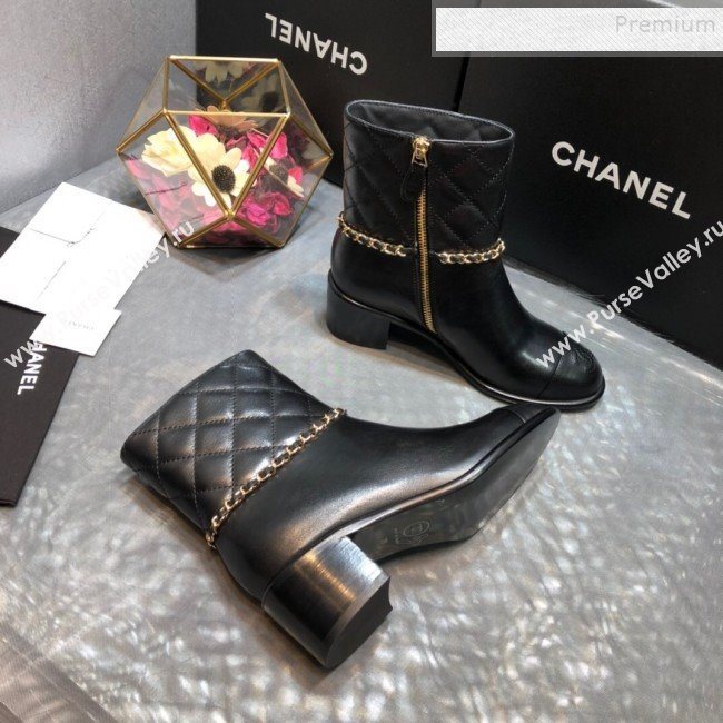 Chanel Quilted Calfskin Chain Mid-Heel Short Boots G35091 Black 2019 (DLY-9102510)