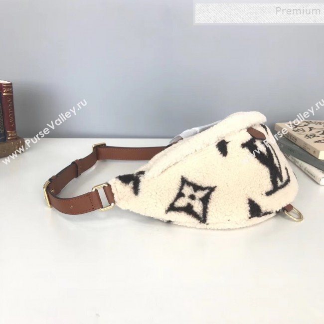 Louis Vuitton Teddy Discovery Monogram Fur Belt Bag M55425 White 2019 (HAIT-9110512)