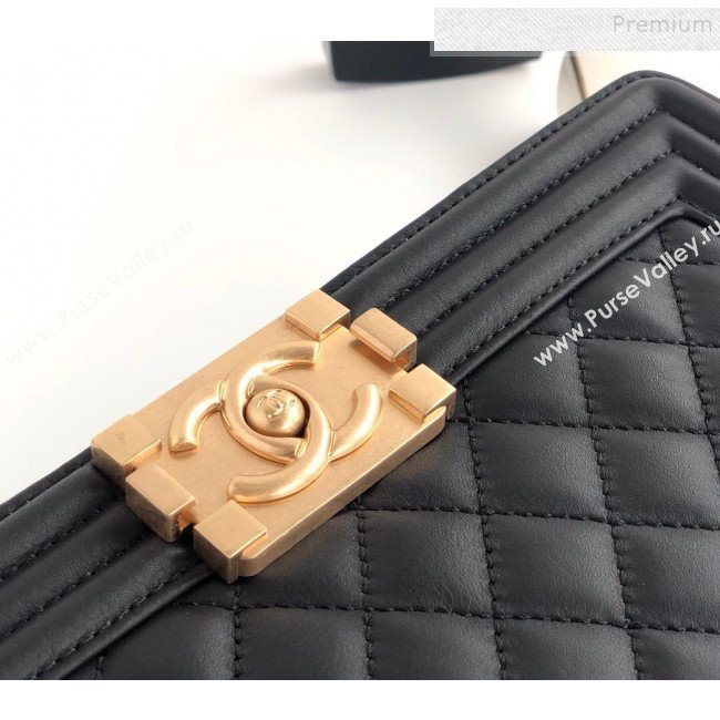 Chanel Quilted Calfskin Medium Boy Flap Bag A67086 Black 2019 (YD-9092920)