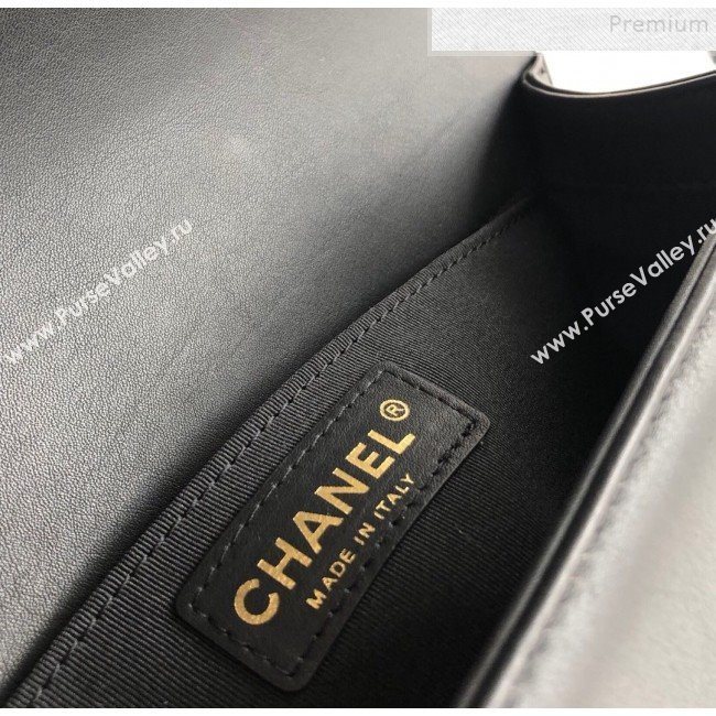 Chanel Quilted Calfskin Medium Boy Flap Bag A67086 Black 2019 (YD-9092920)