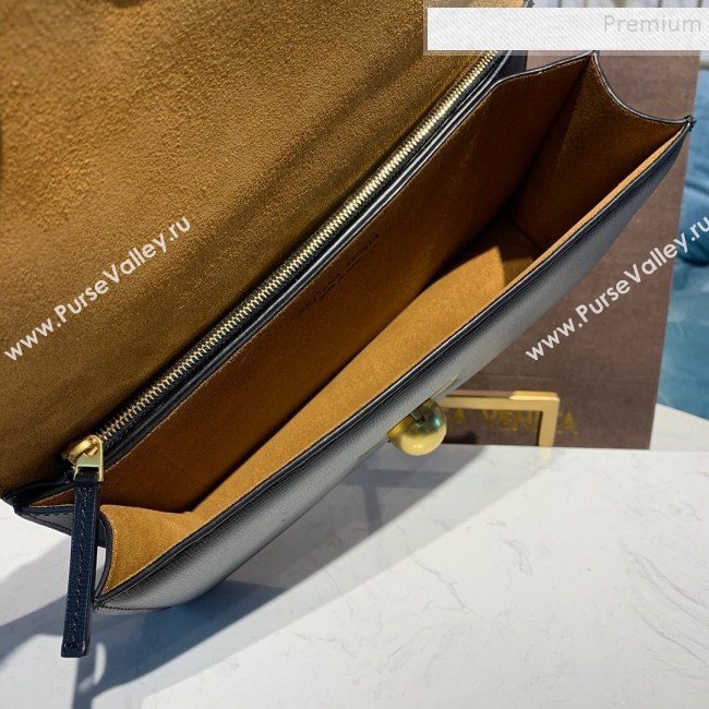 Bottega Veneta Medium Grained Calfskin BV Classic Ronde Shoulder Bag Black 2019 (MISU-9101014)