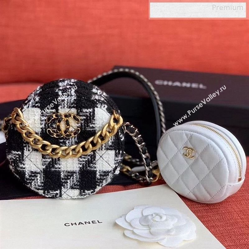 Chanel 19 Tweed Clutch with Chain &amp; Coin Purse AP0986 White/Black 01 2019 (XING-9122434)