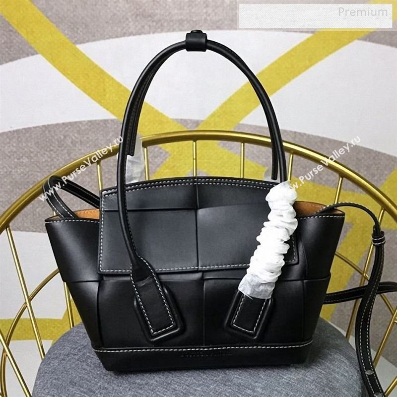 Bottega Veneta Arco Mini Bag in Smooth Maxi Woven Calfskin Black 2019 (MS-9122327)
