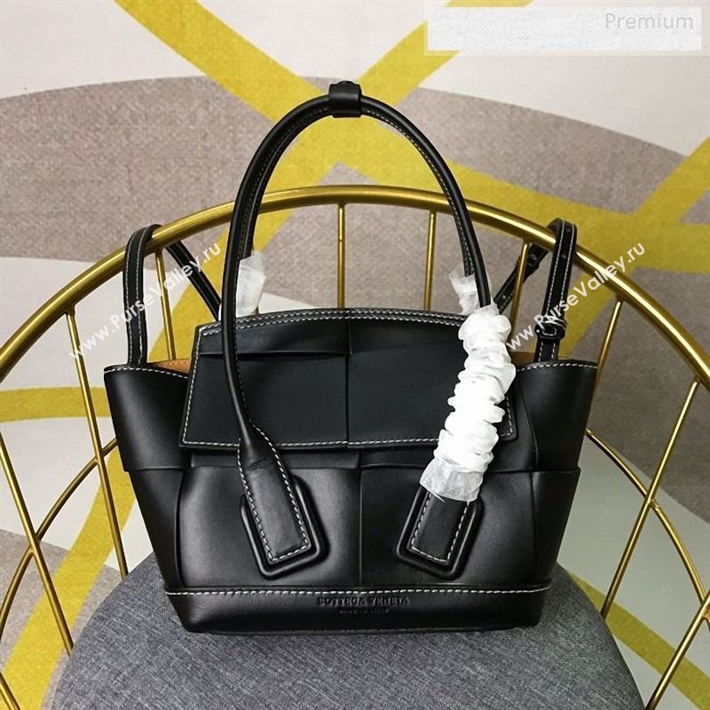 Bottega Veneta Arco Mini Bag in Smooth Maxi Woven Calfskin Black 2019 (MS-9122327)